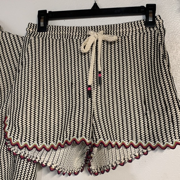 SAYLOR VERNA STRIPE CROCHET KNIT SHORT SET BLACK WHITE SMALL - Picture 7 of 11